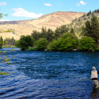 Deschutes River photo courtesy of Gary Halvorson, Oregon State Archives