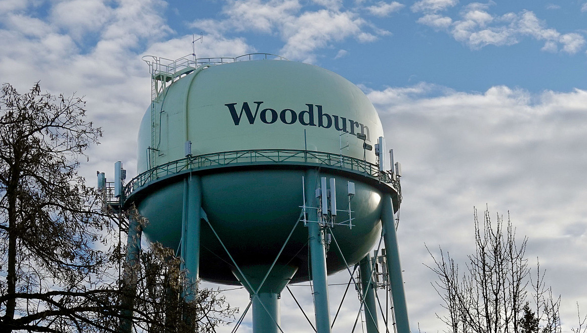 Woodburn water tower