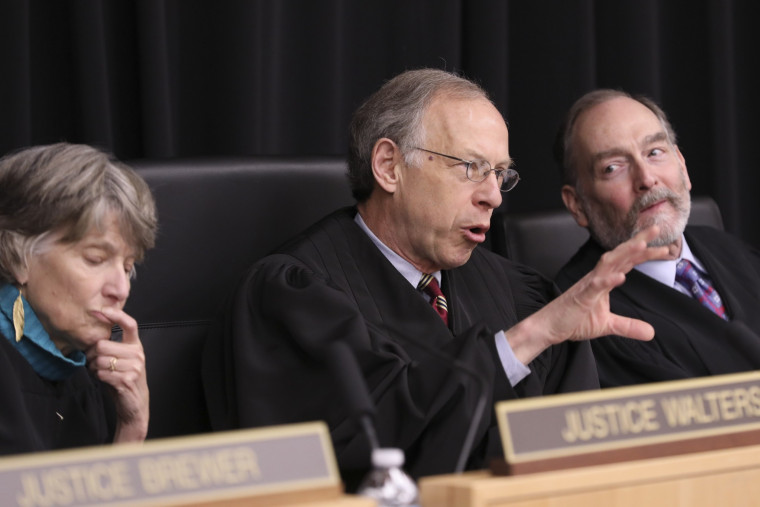 Oregon Supreme Court hears cases at Lewis & Clark Law School