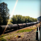 Crude oil train on the tracks in Oregon