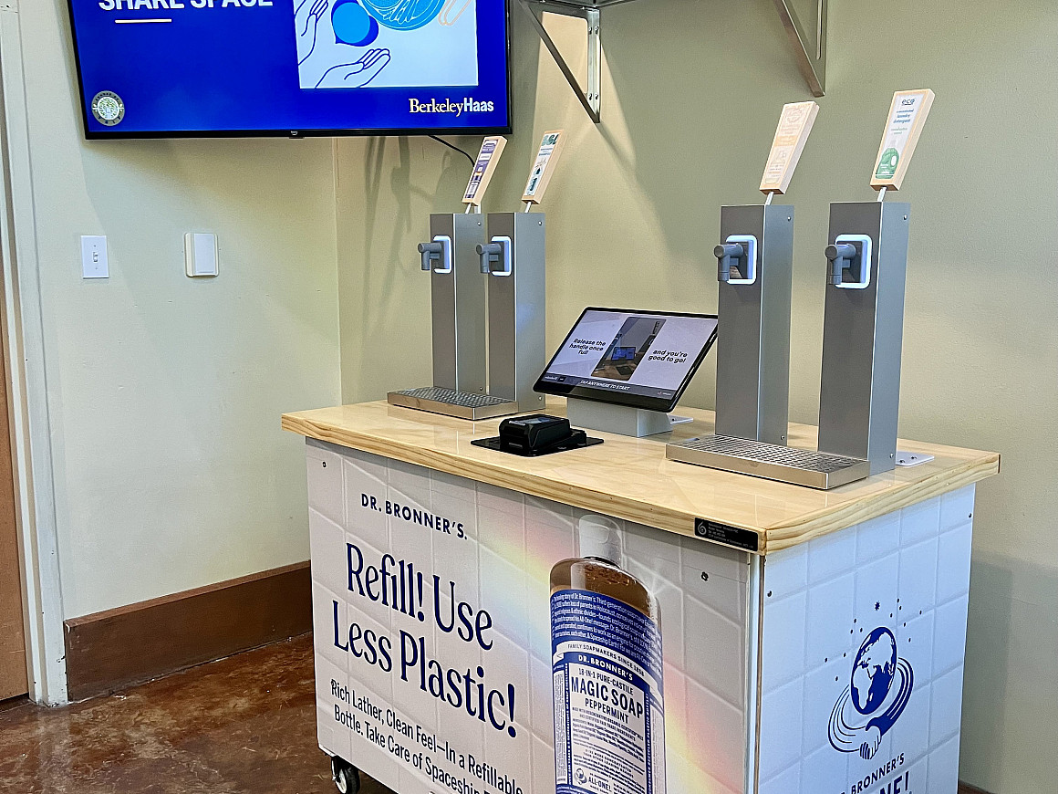 Wonderfil reduces single-use plastic use while saving students, staff, and faculty money. 