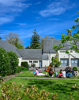 Outdoor intellectuals