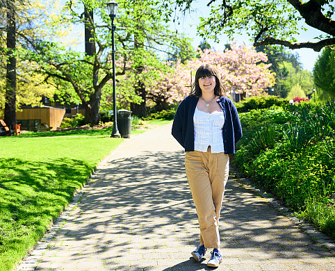 Abby Burke BA '26 believes her internship with Oregon Environmental Council has helped position her for a lifelong career in policy.