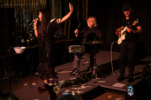 Nadia and the Blue Moons started their set with You'd Be So Nice to Come Home To.