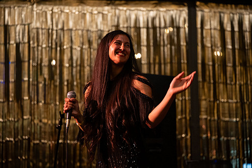 Nadia singing Route 66.