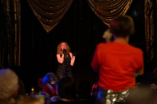 Katie Jo Walter sings Magic by Olivia Newton John