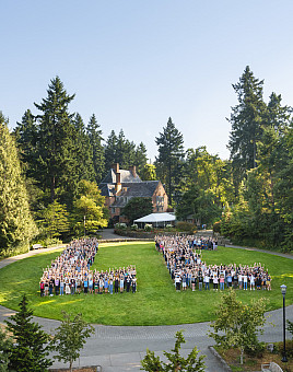 Class of 2025 on the Glade