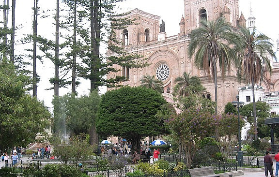 Cathedral Parque Calderone