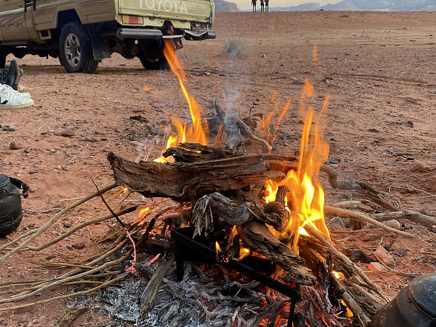 Traditional Bedouin campfire - Wadi Rum