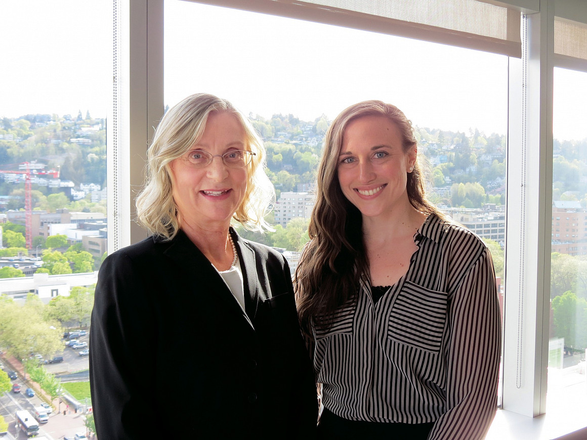 Dianna Gentry '01 (left) and Kelsey Benedick '17