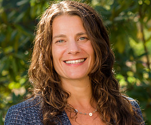 Professor Aliza Kaplan, director of the Criminal Justice Reform Clinic,