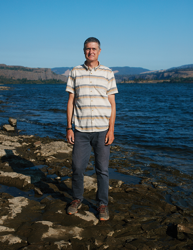 Brett VandenHeuvel '05