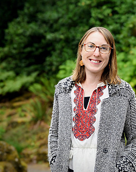 Maggie Musty - Headshot