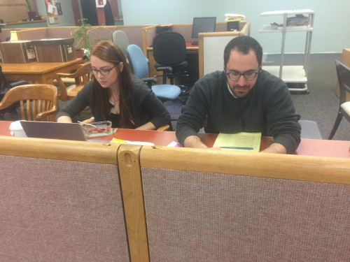 Clinic students Stacie Damazo and Jonny Gersten work on a brief to the U.S. Supreme Court.