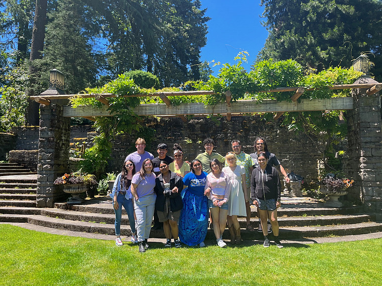 Roosevelt High School students with Lewis & Clark mentors, and Professor Mitch Reyes during the June 2022 College Prep Program.