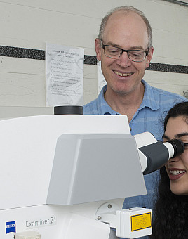    Over the past decade, Professor of Biology Greg Hermann has trained 50 undergrads in his lab, 26 of whom have been coauthors on resear...