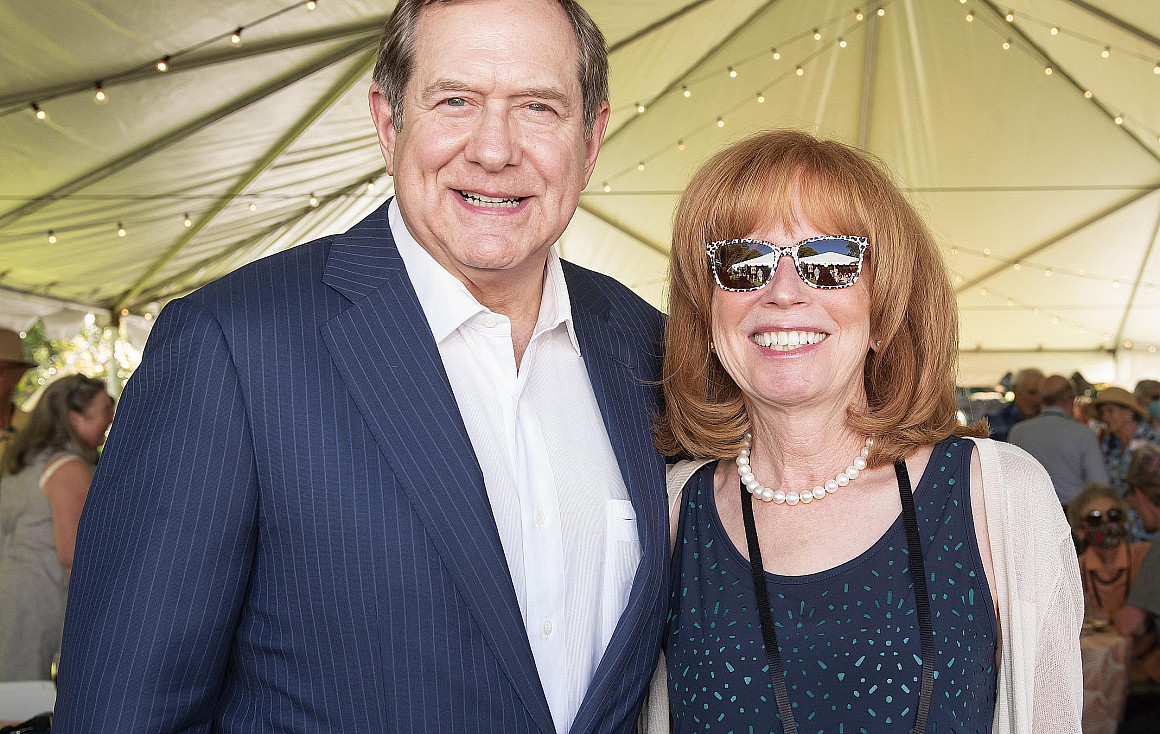 Jordan Schnitzer and Jennifer Johnson