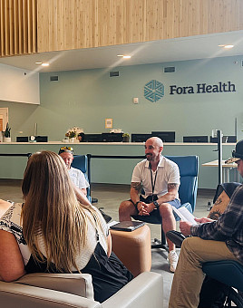 Lewis & Clark students intern at Fora Health, a Portland-based treatment center for those struggling with substance use.