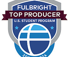 Blue Fulbright badge